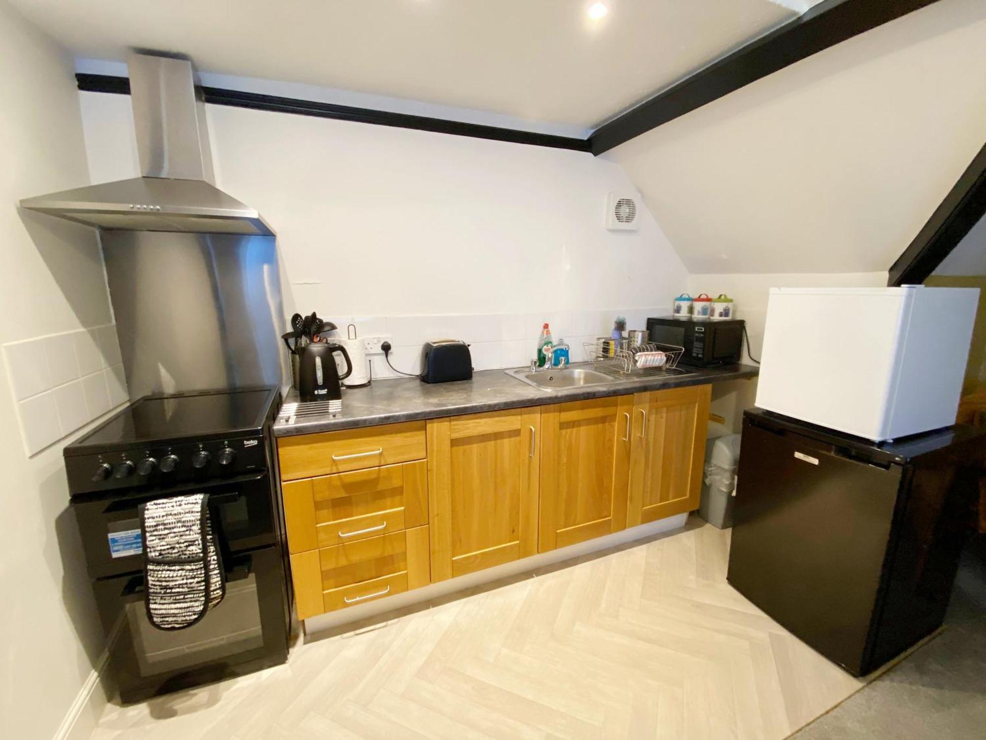 The Beach Hut - 1 Bedroom Apartment Near The Beach Bournemouth Exterior photo