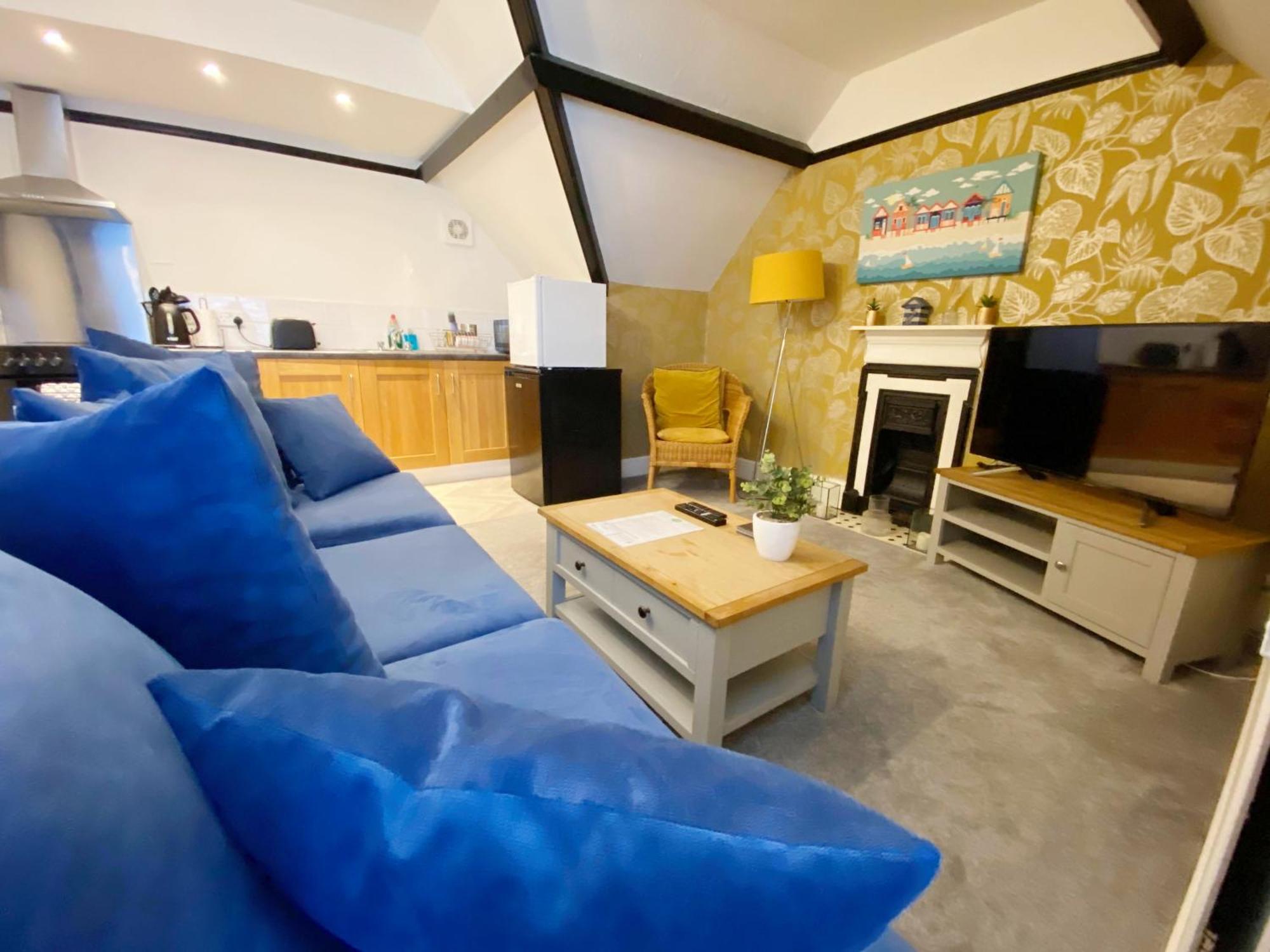 The Beach Hut - 1 Bedroom Apartment Near The Beach Bournemouth Exterior photo